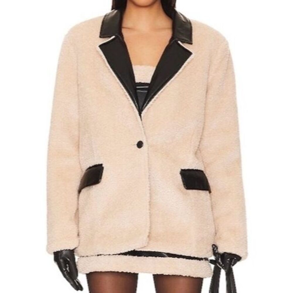 NWT WeWoreWhat Women's Faux Fur Blazer‎ Ivory & Black Size M Casual Jacket